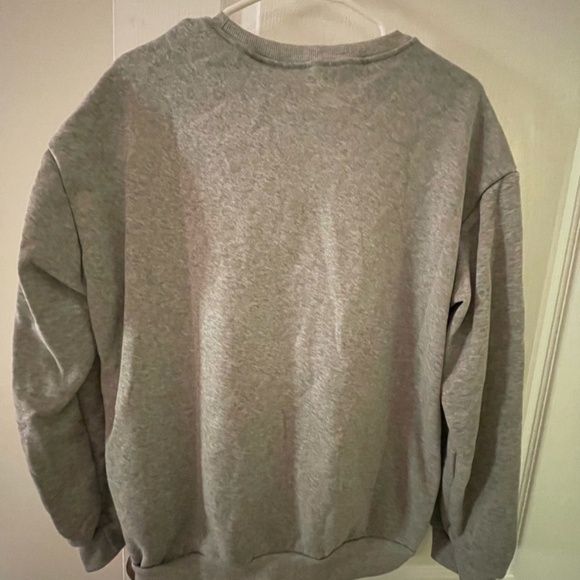 🐰 Rabbit Heart Sweatshirt - Picture 5 of 10